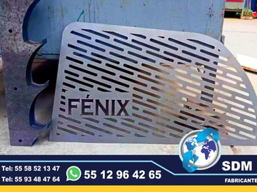 Fabricantes, Conversion, Equipamiento yVenta de Patrullas Pick Up, Fabricantes de Equipo y Accesorios Metalicos, Equipo Comunicacion, Luces auxiliares El equipamiento Pick-up es uno de los mas completos para patrulla, ya que cuenta con una gran variedad de accesorios metálicos, así como accesorios visual acústico. En cuestión de accesorios metálicos contamos con Tumbaburros, Roll Bar de 3 Arcos Tipo Comando, Banca central con respaldo, Defensa Trasera Tipo Escalón. En la parte de accesorios visual acústico cuenta con Torreta, Sirena y Bocina, adicional mente se le puede agregar un Kit de Estrobos en faros Marca WHELEN, FEDERAL SIGNAL, EPCOM, somos fabricantes de patrullas.Somos una Empresa Mexicana líder en el Mercado con años de experiencia, especialistas en el Equipamiento de Patrullas Equipadas Cajas y Remolques Unidades Moviles Especiales de Seguridad, Rescate, Salvamento, Salud, Comunicacion, Higine, etc.,Somos fabribricantes directos, distribuidores en todo Mexico, comunicate y te atenderemos personalmente. contamos con las mejores marcas en el mecado Fabricantes, Conversion, Equipamiento yVenta de Patrullas Pick Up, Fabricantes de Equipo y Accesorios Metalicos, Equipo Comunicacion, Luces auxiliares El equipamiento Pick-up es uno de los mas completos para patrulla, ya que cuenta con una gran variedad de accesorios metálicos, así como accesorios visual acústico. En cuestión de accesorios metálicos contamos con Tumbaburros, Roll Bar de 3 Arcos Tipo Comando, Banca central con respaldo, Defensa Trasera Tipo Escalón. En la parte de accesorios visual acústico cuenta con Torreta, Sirena y Bocina, adicional mente se le puede agregar un Kit de Estrobos en faros Marca WHELEN, FEDERAL SIGNAL, EPCOM, somos fabricantes de patrullas.Somos una Empresa Mexicana líder en el Mercado con años de experiencia, especialistas en el Equipamiento de Patrullas Equipadas Cajas y Remolques Unidades Moviles Especiales de Seguridad, Rescate, Salvamento, Salud, Comunicacion, Higine, etc.,Somos fabribricantes directos, distribuidores en todo Mexico, comunicate y te atenderemos personalmente. contamos con las mejores marcas en el mecado