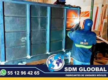 Conversion y Equipamiento de Patrullas nuevas equipadas, Fabricacion y venta de unidades moviles para seguridad publica, privada, rescate, salvamento. SDM Global Mexico somos una empresa líder en el Equipamiento de Patrullas asi como de unidades moviles de rescate, salvamento, proximidad, primer respodiente, equipo tactito, anti motin, fuerzas especiales, semi remolques con personal altamente capasitado para su fabricacion, Roll bar, Tumbaburros, Burrera, Banca central, Defensa trasera, Lona, Rotulacion, Pintura, Torreta de leds, sirena, bocina, codigos, estrobos, luces, etc. somos fabricantes.El término auto o moto Patrulla es utilizado para Patrullar un área concreta asignada. ​ Su función primaria es servir de apoyo a los oficiales de Policía en sus tareas diarias como rondines y traslado de delincuentes. somos fabricantes de unidades moviles especiales.Somos una Empresa Mexicana líder en el Mercado con años de experiencia, especialistas en el Equipamiento de Patrullas Equipadas Cajas y Remolques Unidades Moviles Especiales de Seguridad, Rescate, Salvamento, Salud, Comunicacion, Higine, etc.,Somos fabribricantes directos, distribuidores en todo Mexico, comunicate y te atenderemos personalmente.