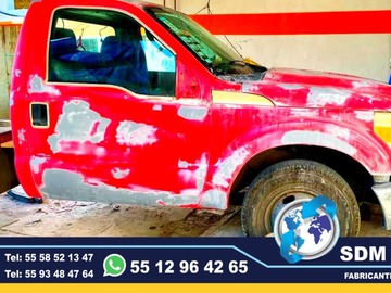 En Sdm Global Mexico Fabricacion conversion equipamiento y venta de Ambulancias de traslado en Mexico, somos fabricantes directos en Mexico. Sdm Global Mexico empresa 100% especializada en la venta fabricación conversión equipamiento de diferentes tipos de ambulancias de traslado y vehículos de emergencia, ofreciendo soluciones personalizadas para diversas necesidades en el mercado nacional.Dedicados a la fabricación de ambulancias y patrullas, ofreciendo servicios relacionados con la seguridad y emergencias, venta de unidades médicas móviles y ambulancias, además de carrocerías industriales,Somos un fabricante mexicano con más de 15 años de experiencia, especializado en la fabricación y comercialización de ambulancias y vehículos de rescate, con un enfoque en la alta calidad y el cumplimiento de normativas mexicanas.Diseñamos y equipamos ambulancias con la tecnología y los materiales necesarios para asegurar funcionalidad y seguridad, cumpliendo con las normativas mexicanas.En Sdm Global Mexico nos dedicamos a la Fabricacion conversion equipamiento y venta de Unidades Moviles Medicas Especiales en Mexico somos fabricantes directos en Mexico.